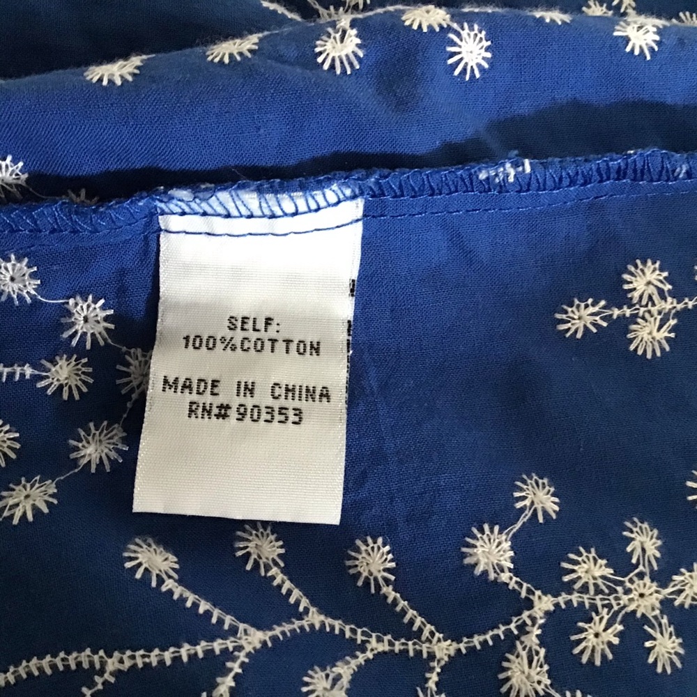 Rebellion Blue w/White embroidered flowers Top L - Picture 3 of 5